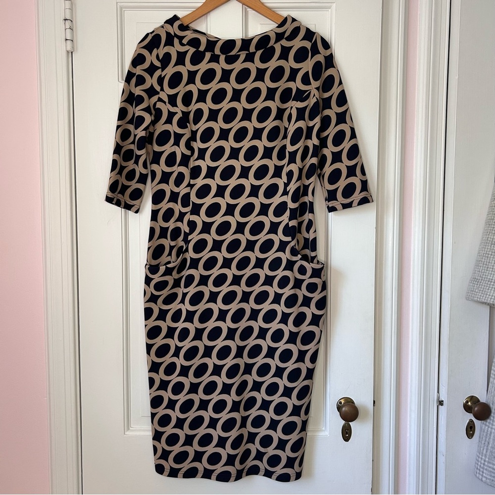 Laura Bettini Navy Blue and Tan Circle Design Dress with 3/4 Sleeves and Pockets